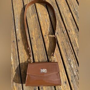 FOREVER 21 BROWN CROSSBODY